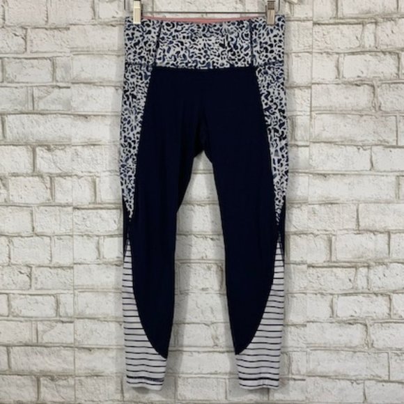 Athleta Petal Salutation 7/8 Ankle Tight leggings  - Picture 8 of 9